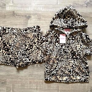 Juicy Couture Cheetah print Short Set
